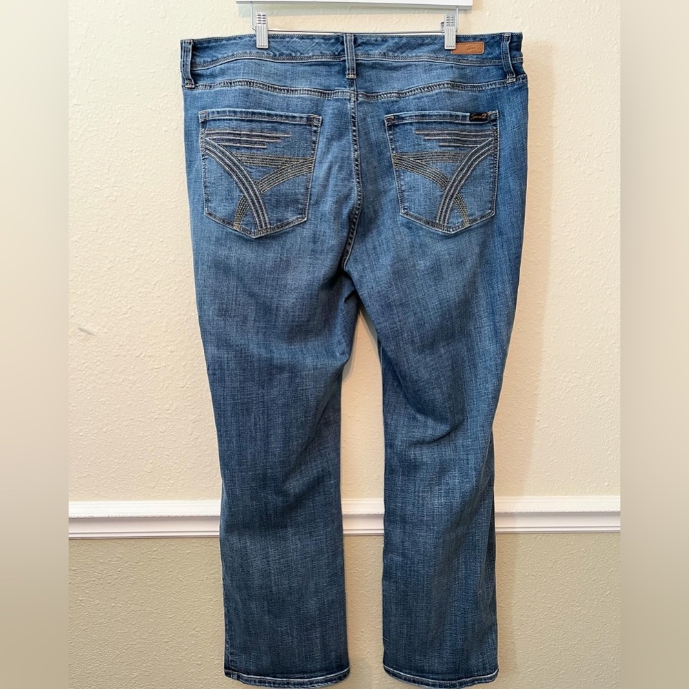 Women's Blue Jeans